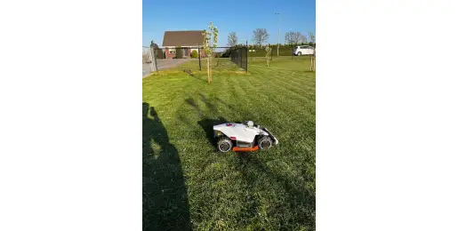 Mammotion Luba 2 3000m2 geplaatst in Helden